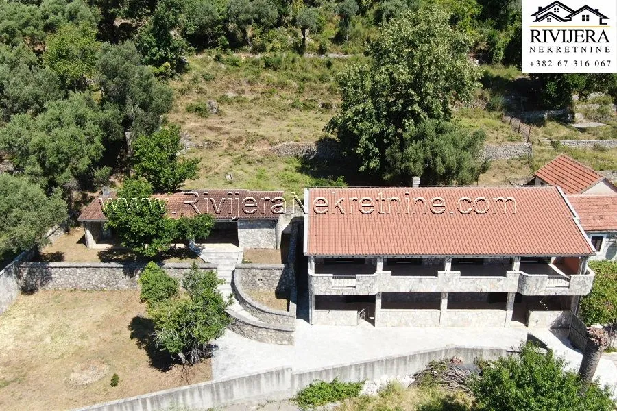 Sale, house, 219m², Đenovići, Herceg Novi