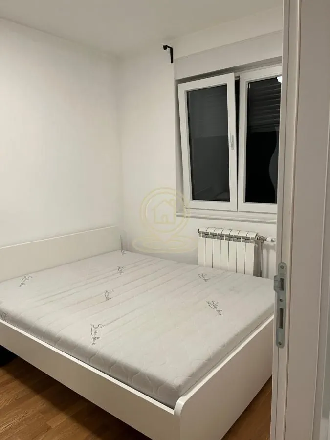 Izdavanje, dvosoban stan, 35m², Lekino Brdo, Voždovac Sve Podlokacije