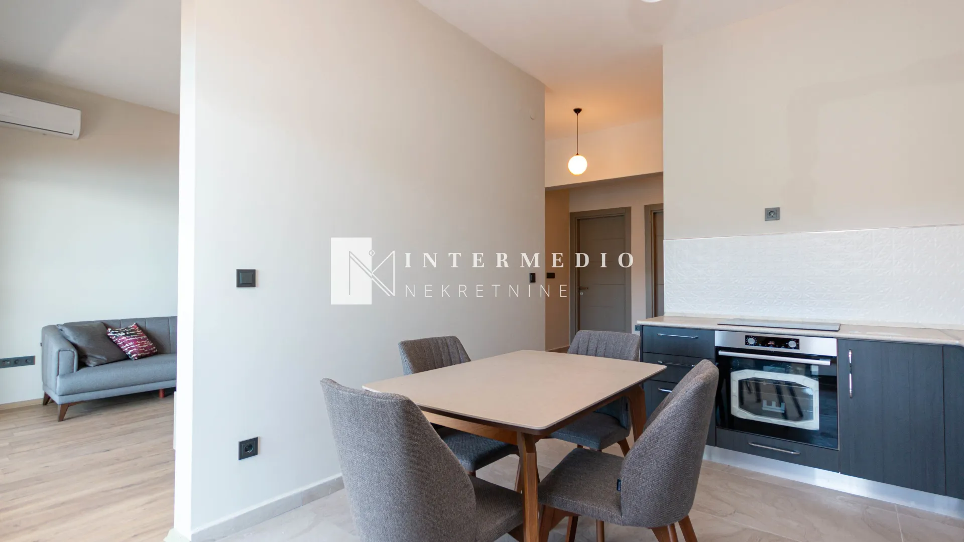 Prodaja, dvosoban stan, 86m², Topla, Herceg Novi
