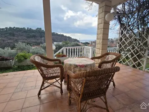 Prodaja, dvosoban stan, 56m², Petrovac, Budva
