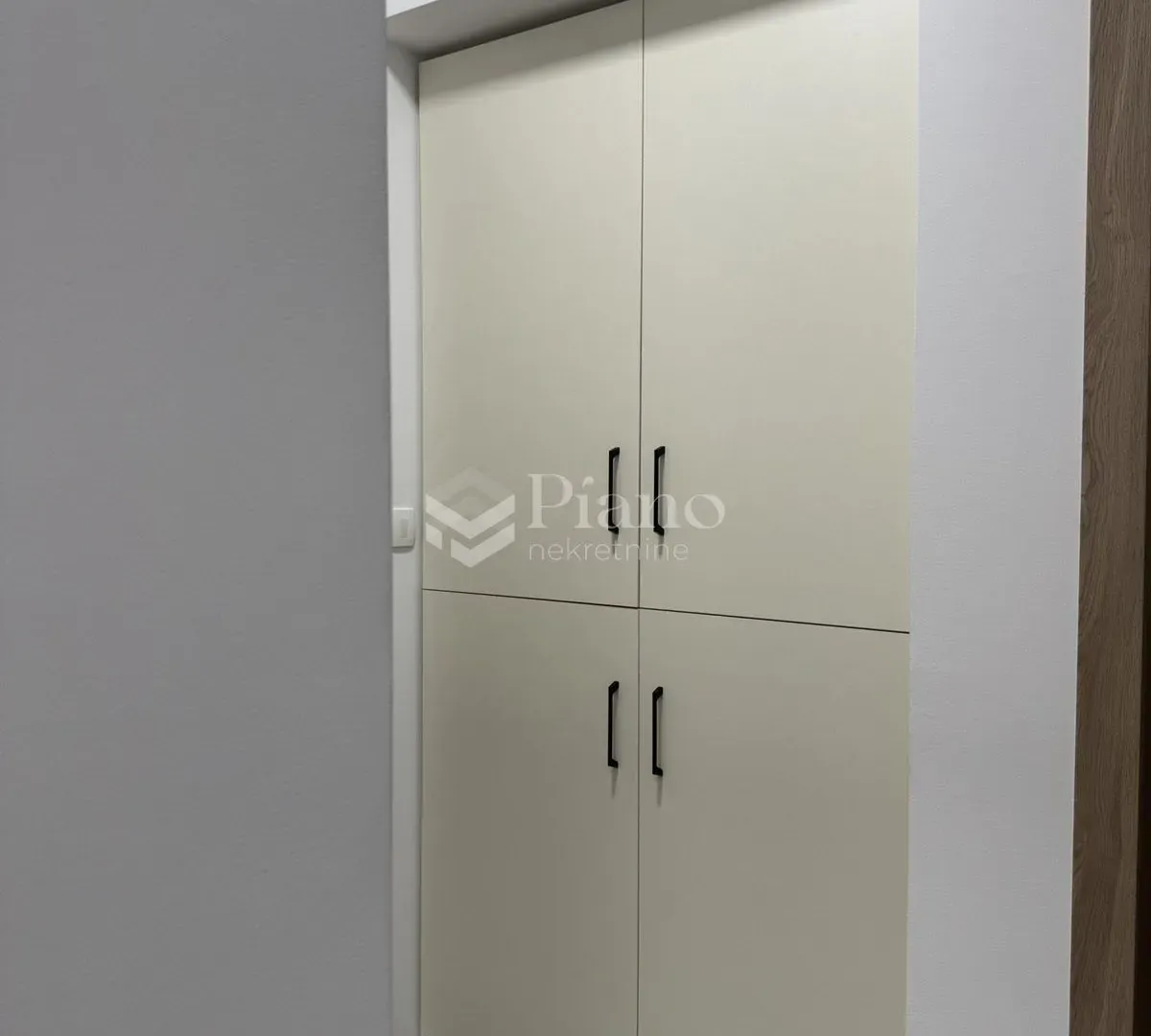 Rent, two bedroom apartment, 72m², City Kvart, Podgorica