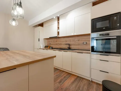 Prodaja, trosoban stan, 109m², Lazi, Budva - image 7