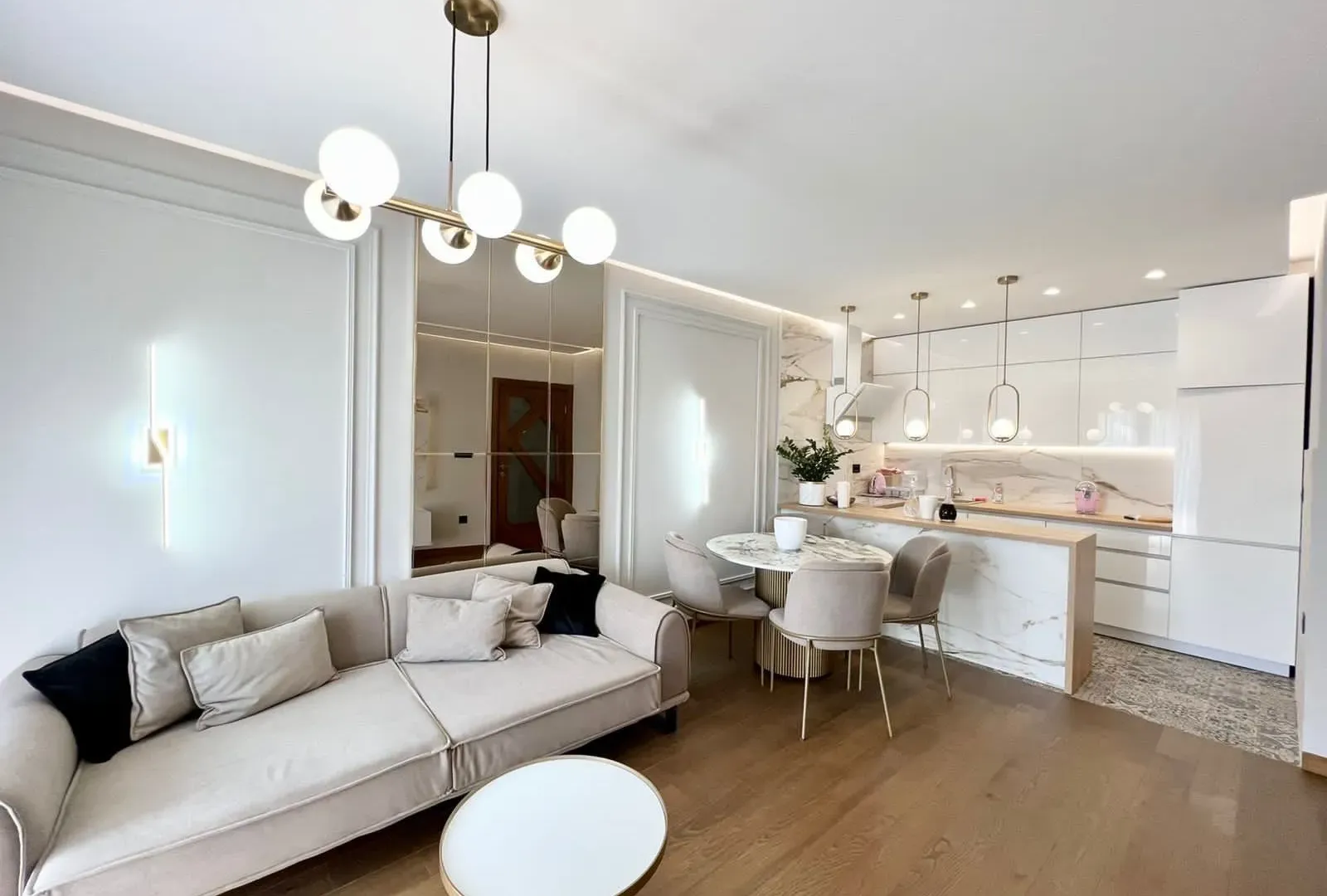 Izdavanje, dvosoban stan, 70m², Ljubović, Podgorica