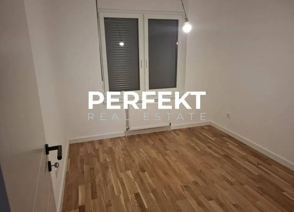 Prodaja, trosoban stan, 65m², Pančevo, Srbija
