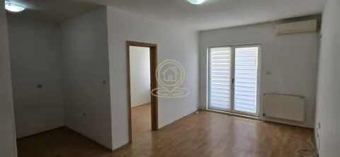 Izdavanje, jednosoban stan, 35m², Telep, Novi Sad Sve Podlokacije - image 3