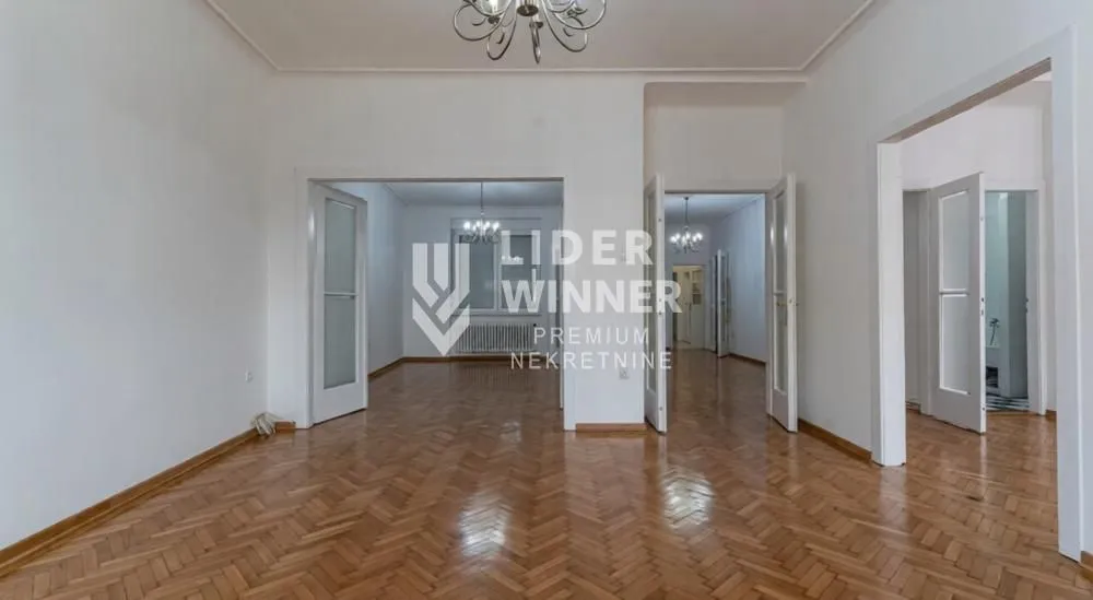 Rent, office space, 136m², Stari Grad, Beograd