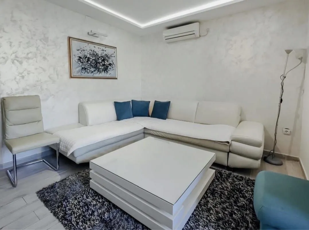 Sale, one bedroom apartment, 47m², Dobrota, Kotor