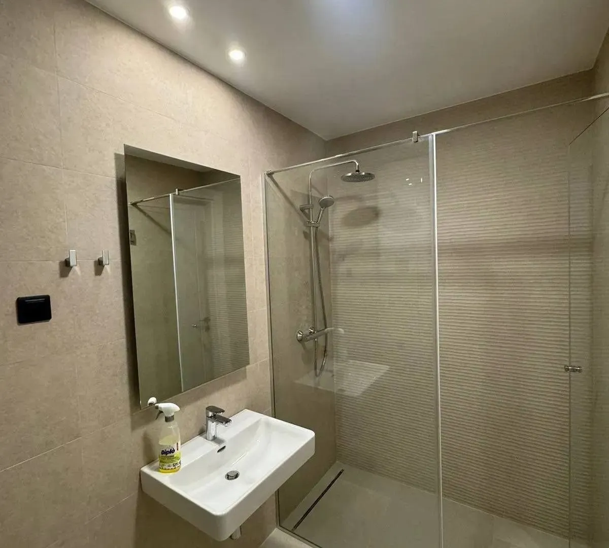 Prodaja, jednosoban stan, 48m², Dumidran, Tivat