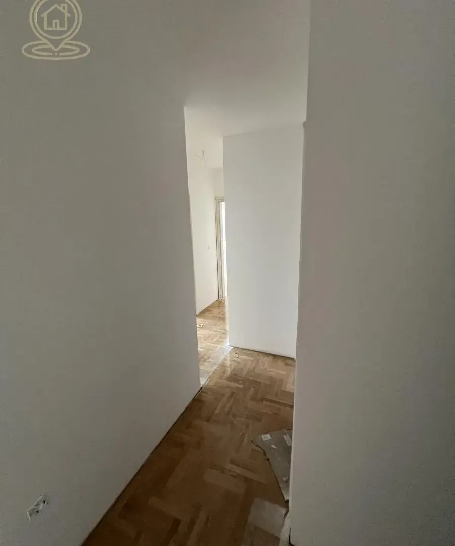 Sale, four bedroom apartment, 77m², Centar, Niš