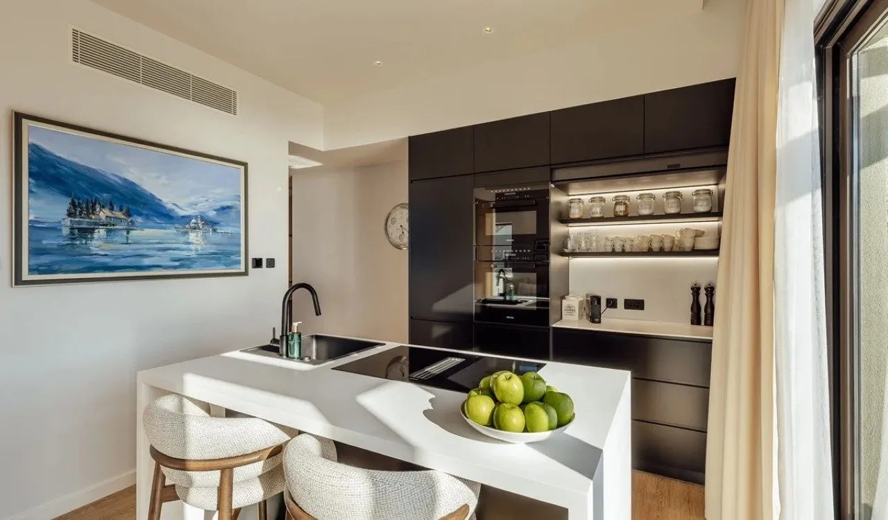Sale, two bedroom apartment, 179m², Porto Montenegro, Tivat
