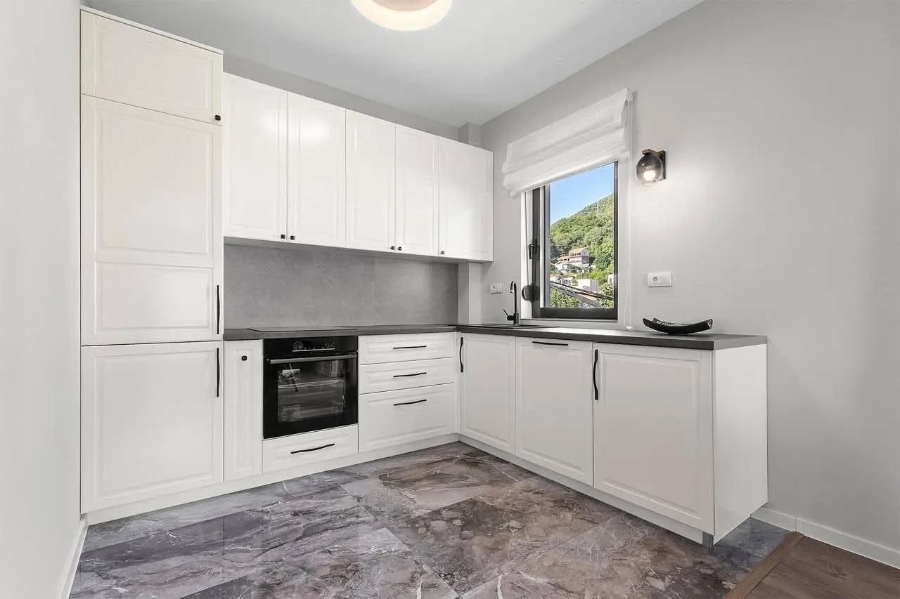 Rent, three bedroom apartment, 81m², Porto Montenegro, Tivat