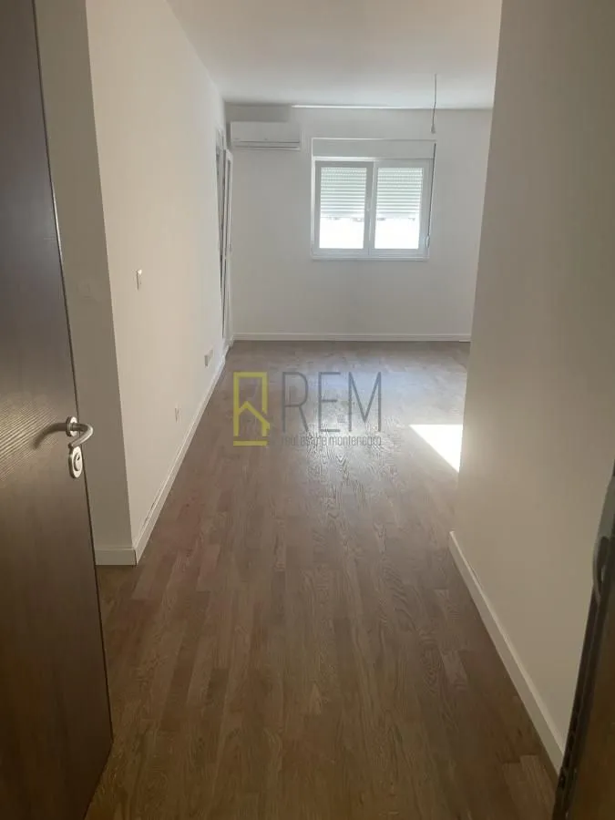 Sale, one bedroom apartment, 45m², Stari Aerodrom, Podgorica
