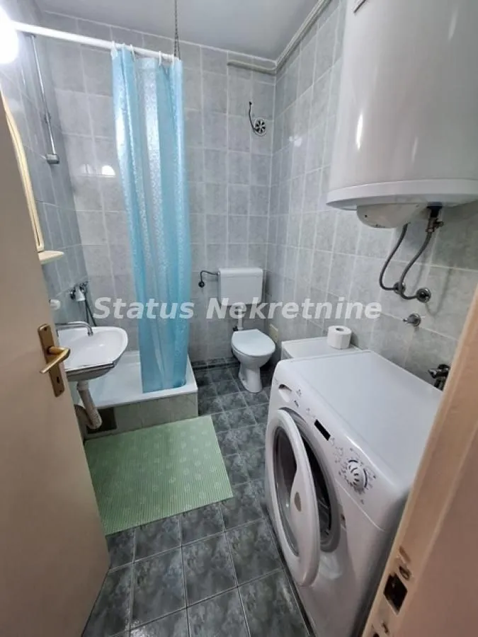 Rent, studio apartment, 24m², Grbavica, Novi Sad Sve Podlokacije