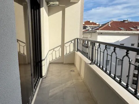 Prodaja, jednosoban stan, 42m², Rozino, Budva - image 5