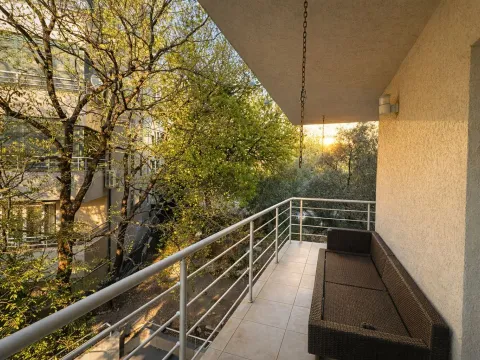 Sale, one bedroom apartment, 68m², Pržno, Budva - image 12