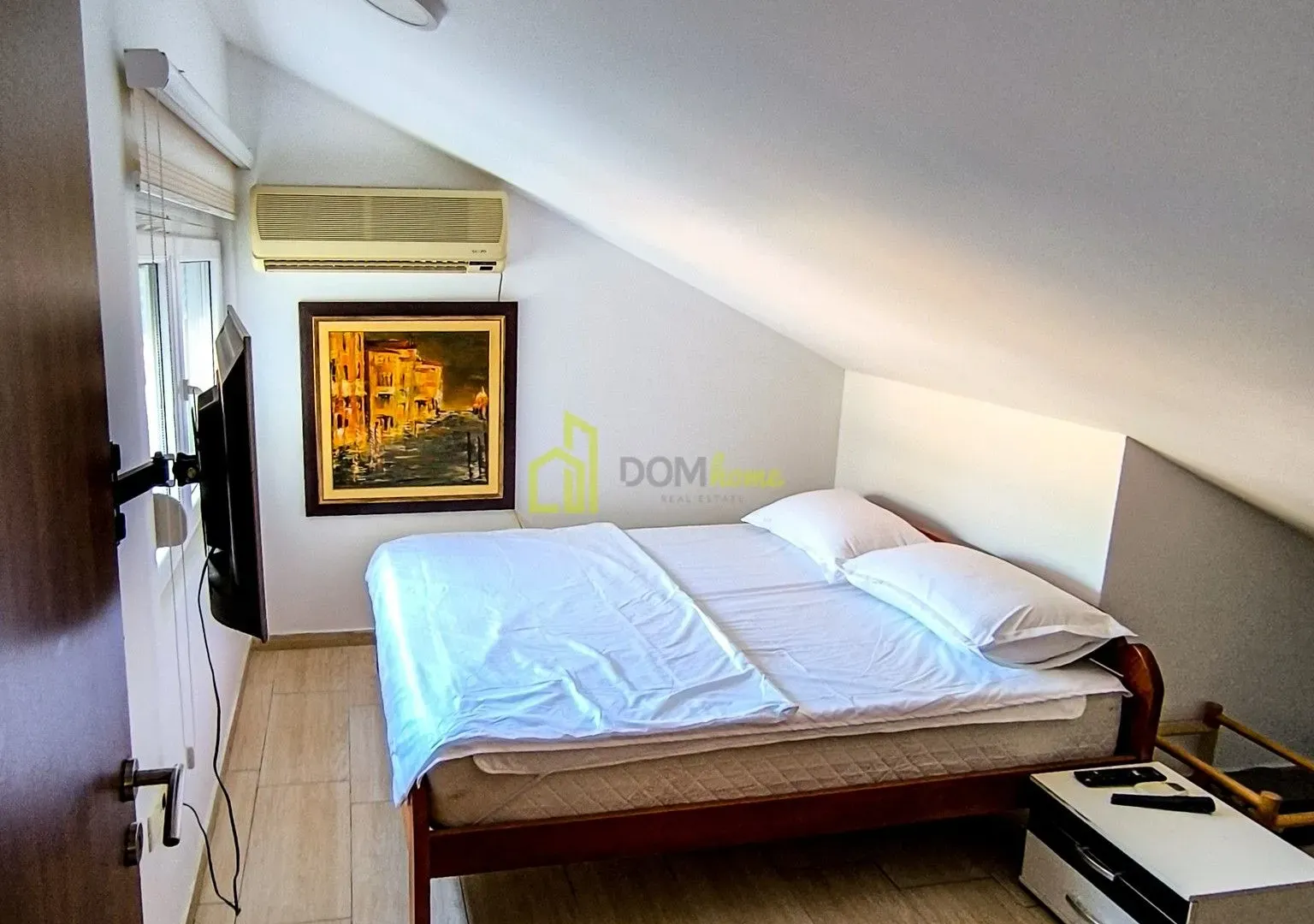 Sale, two bedroom apartment, 78m², Centar, Tivat