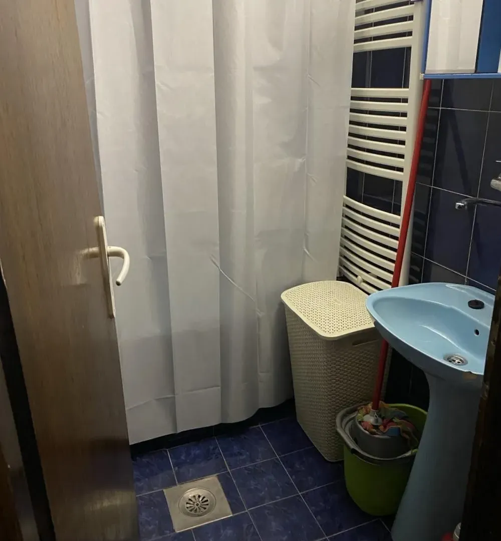 Izdavanje, kuća, 83m², Čukarica, Beograd