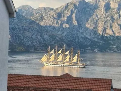 Prodaja, dvosoban stan, 56m², Prčanj, Kotor - image 9