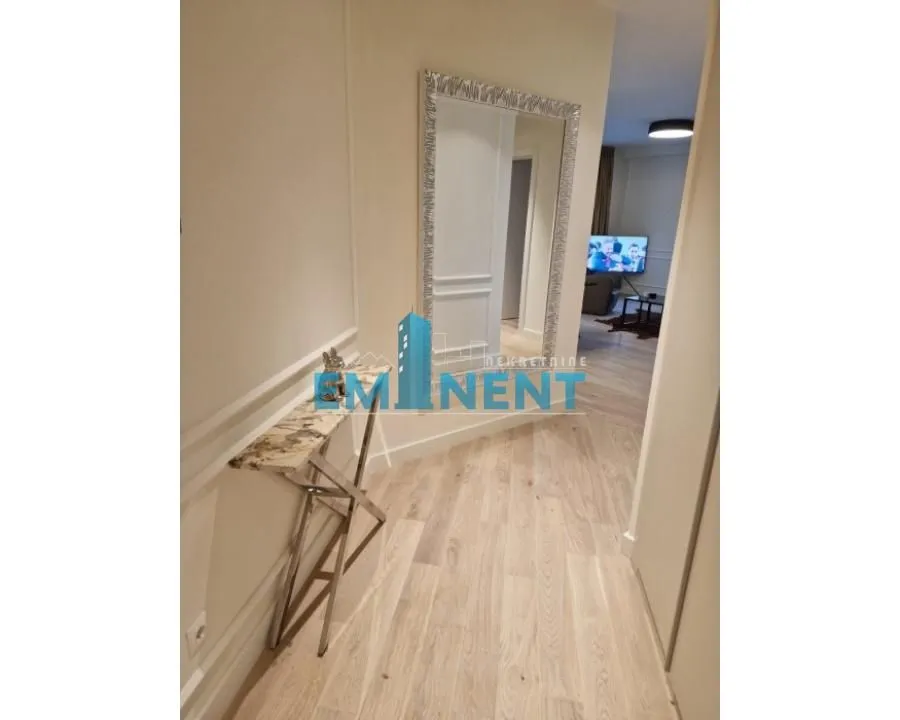 Rent, four bedroom apartment, 109m², Savski Venac, Beograd
