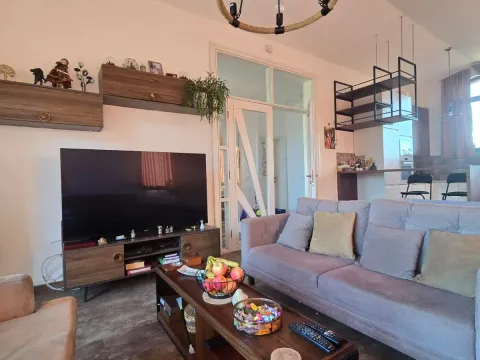 Prodaja, kuća, 115m², Danilovgrad, Crna Gora - image 1