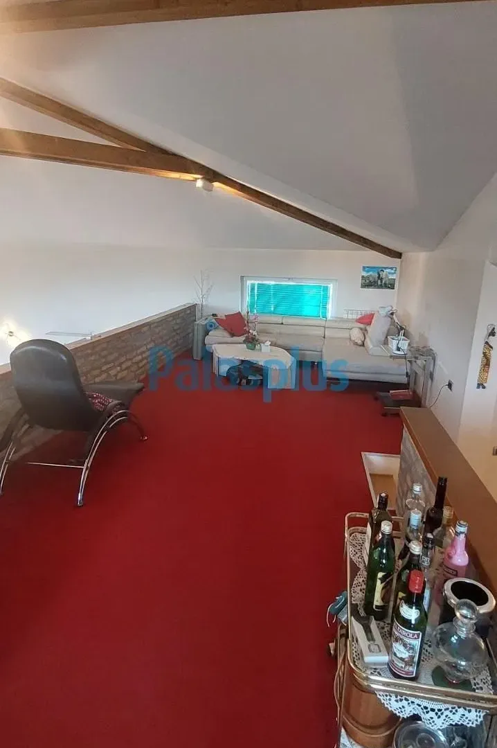 Prodaja, kuća, 337m², Stara Lipovica, Barajevo