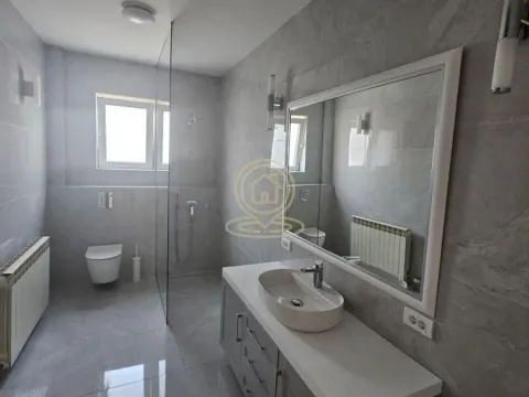 Rent, office space, 200m², Zemun Novi Grad, Zemun Sve Podlokacije - image 12