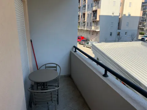 Izdavanje, jednosoban stan, 40m², Zabjelo, Podgorica - image 9