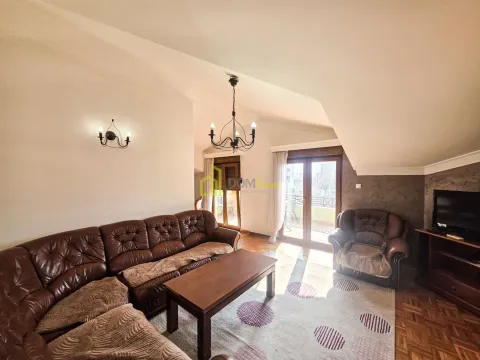 Prodaja, trosoban stan, 80m², Stari Aerodrom, Podgorica - image 5