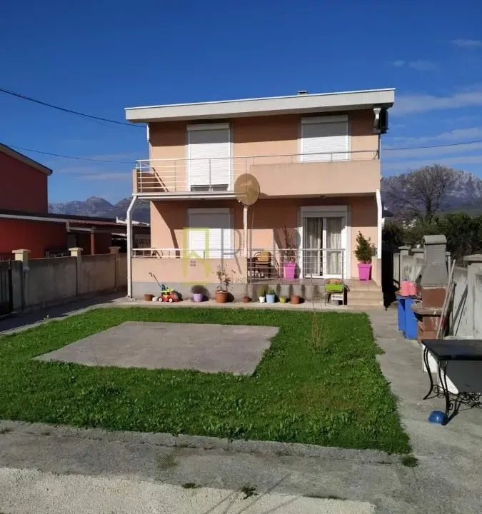 Sale, house, 125m², Polje, Bar