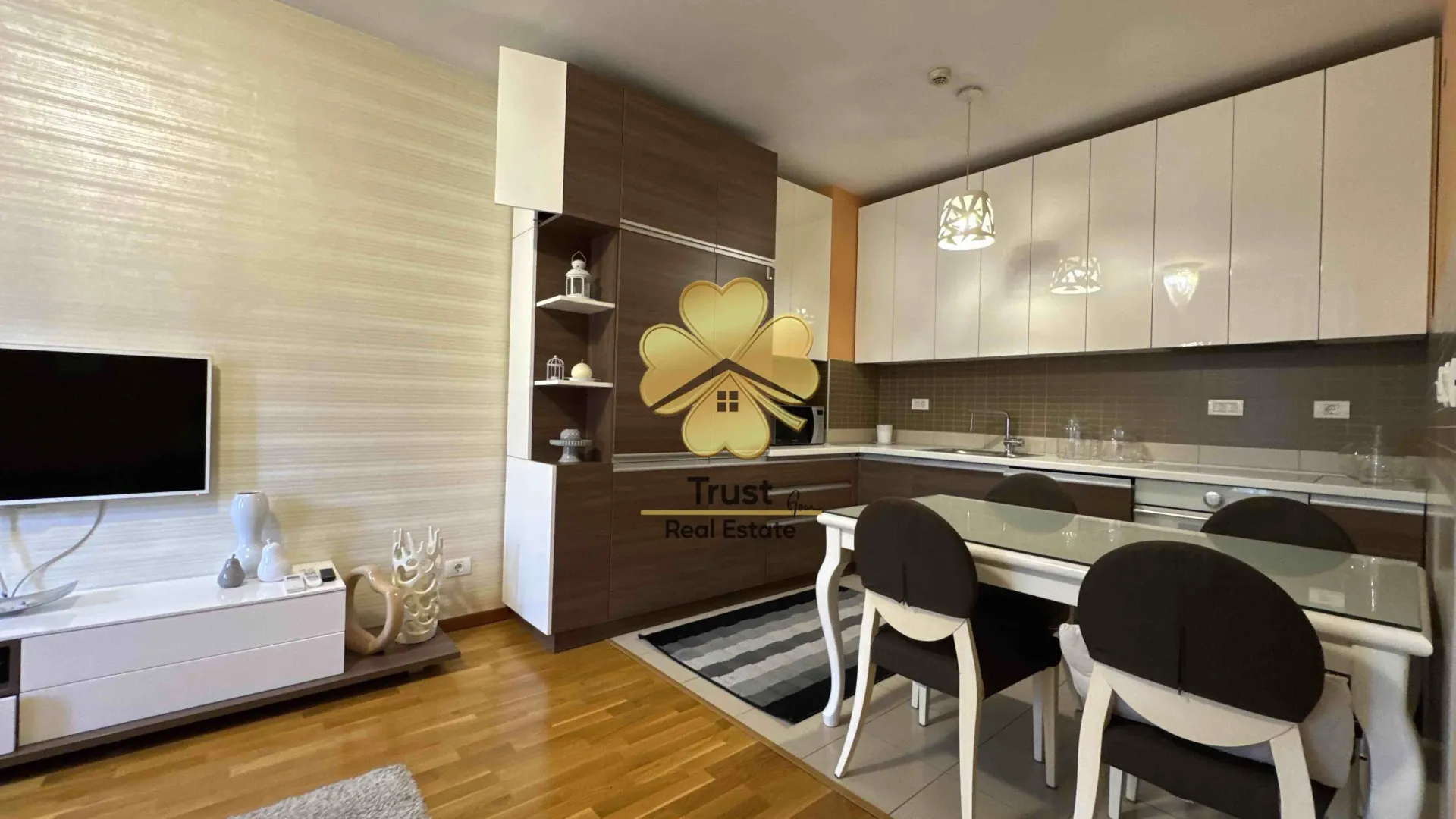 Rent, two bedroom apartment, 75m², City Kvart, Podgorica
