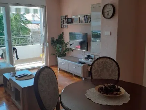 Izdavanje, dvosoban stan, 60m², Bar, Crna Gora - image 5