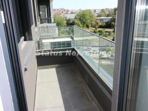 Izdavanje, trosoban stan, 60m², Sajmište, Novi Sad - image 13