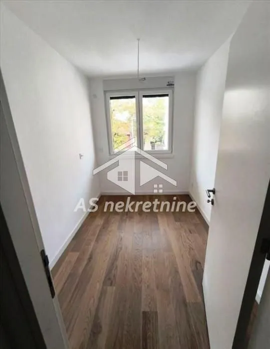 Sale, apartment, 58m², Zemun Cara Dušana, Zemun Sve Podlokacije