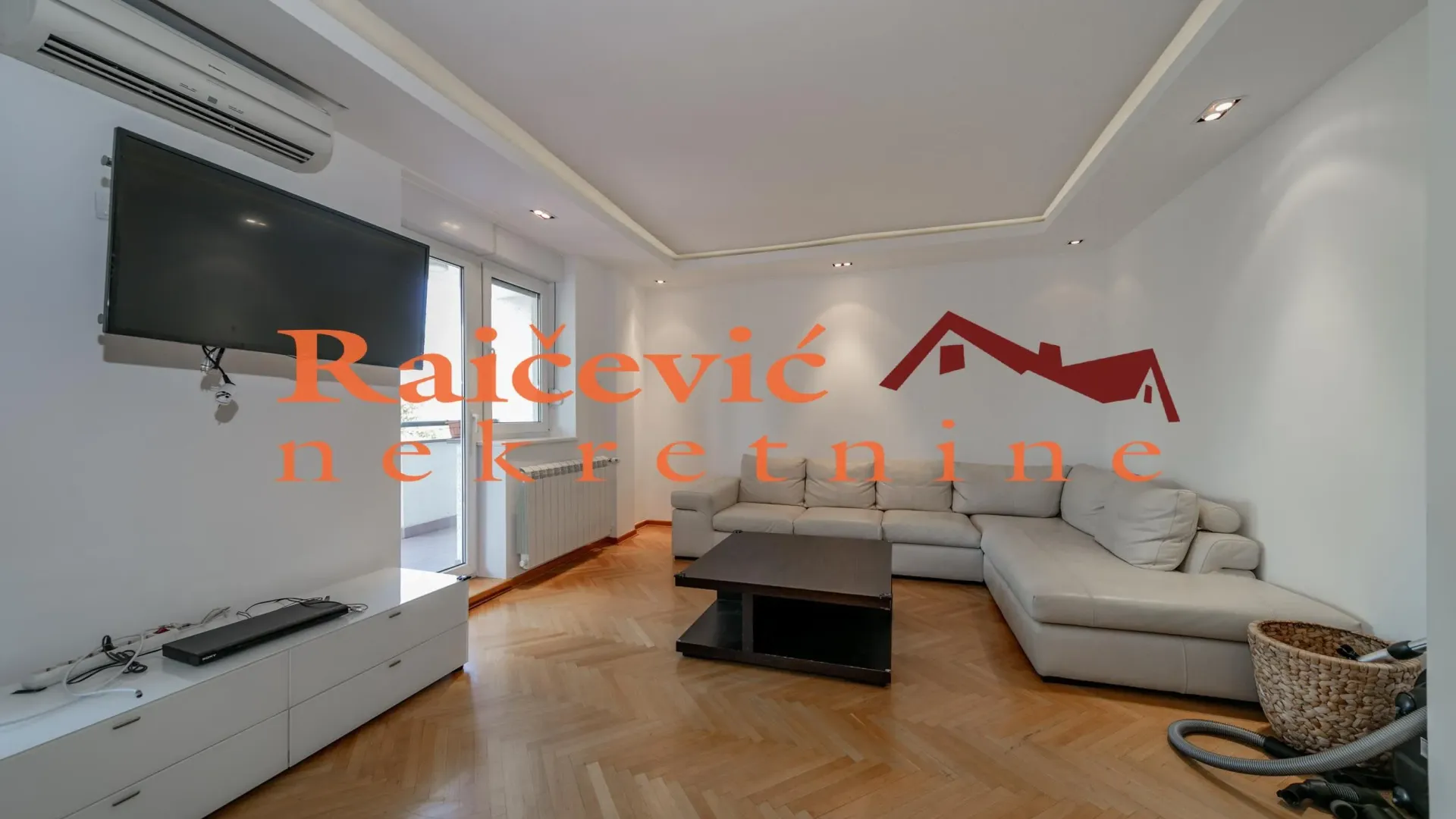 Rent, three bedroom apartment, 102m², Čukarica, Beograd