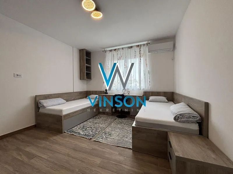 Izdavanje, dvosoban stan, 112m², Petrovaradin, Novi Sad