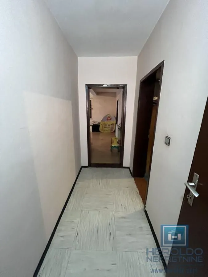 Prodaja, kuća, 353m², Budžino brdo, Jagodina
