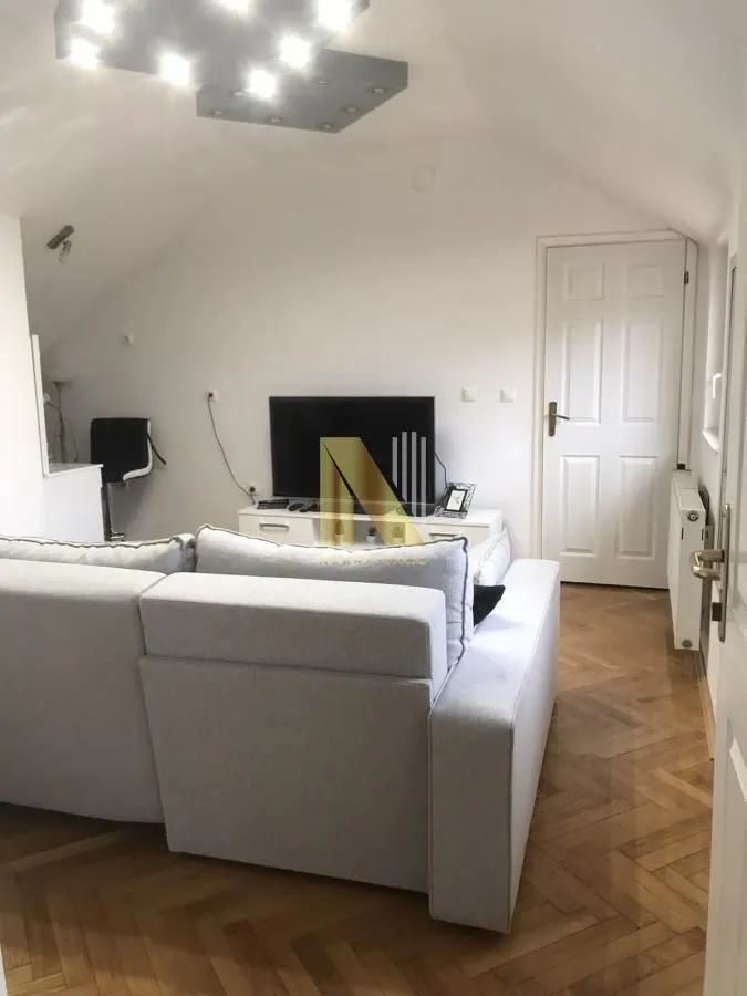 Prodaja, stan, 130m², Grbavica, Novi Sad Sve Podlokacije