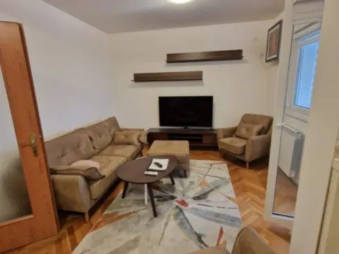 Prodaja, dvosoban stan, 76m², Centar, Bar - image 1