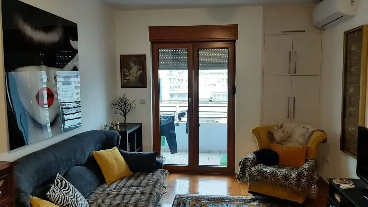 Izdavanje, jednosoban stan, 42m², Preko Morače, Podgorica