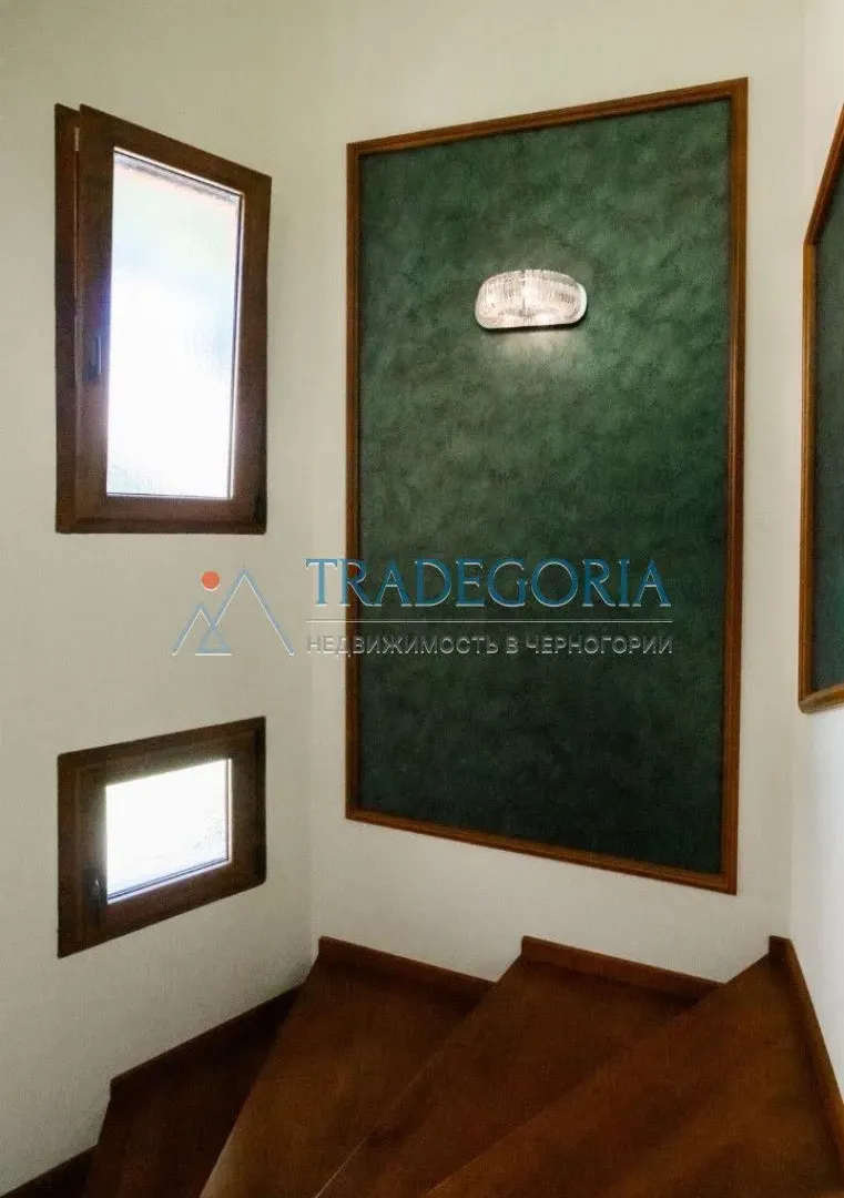Prodaja, ugostiteljski objekat, 252m², Bar, Crna Gora