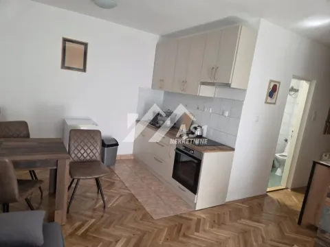 Izdavanje, jednosoban stan, 33m², Novi Sad Sve Podlokacije, Novi Sad - image 4