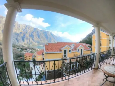 Sale, one bedroom apartment, 63m², Orahovac, Kotor - image 2