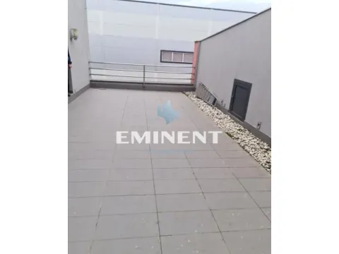 Izdavanje, poslovni prostor, 2776m², Zemun Sve Podlokacije, Beograd - image 19