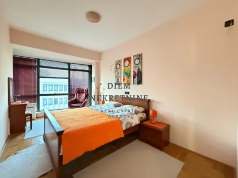Rent, two bedroom apartment, 76m², Podgorica, Crna Gora - image 2