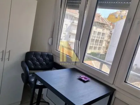 Rent, two bedroom apartment, 56m², Centar, Novi Sad - image 5