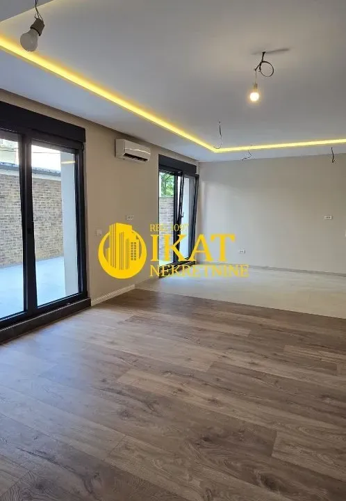 Prodaja, trosoban stan, 68m², Kluz, Zvezdara Sve Podlokacije