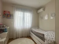 Prodaja, dvosoban stan, 74m², Blok 6, Podgorica - image 10