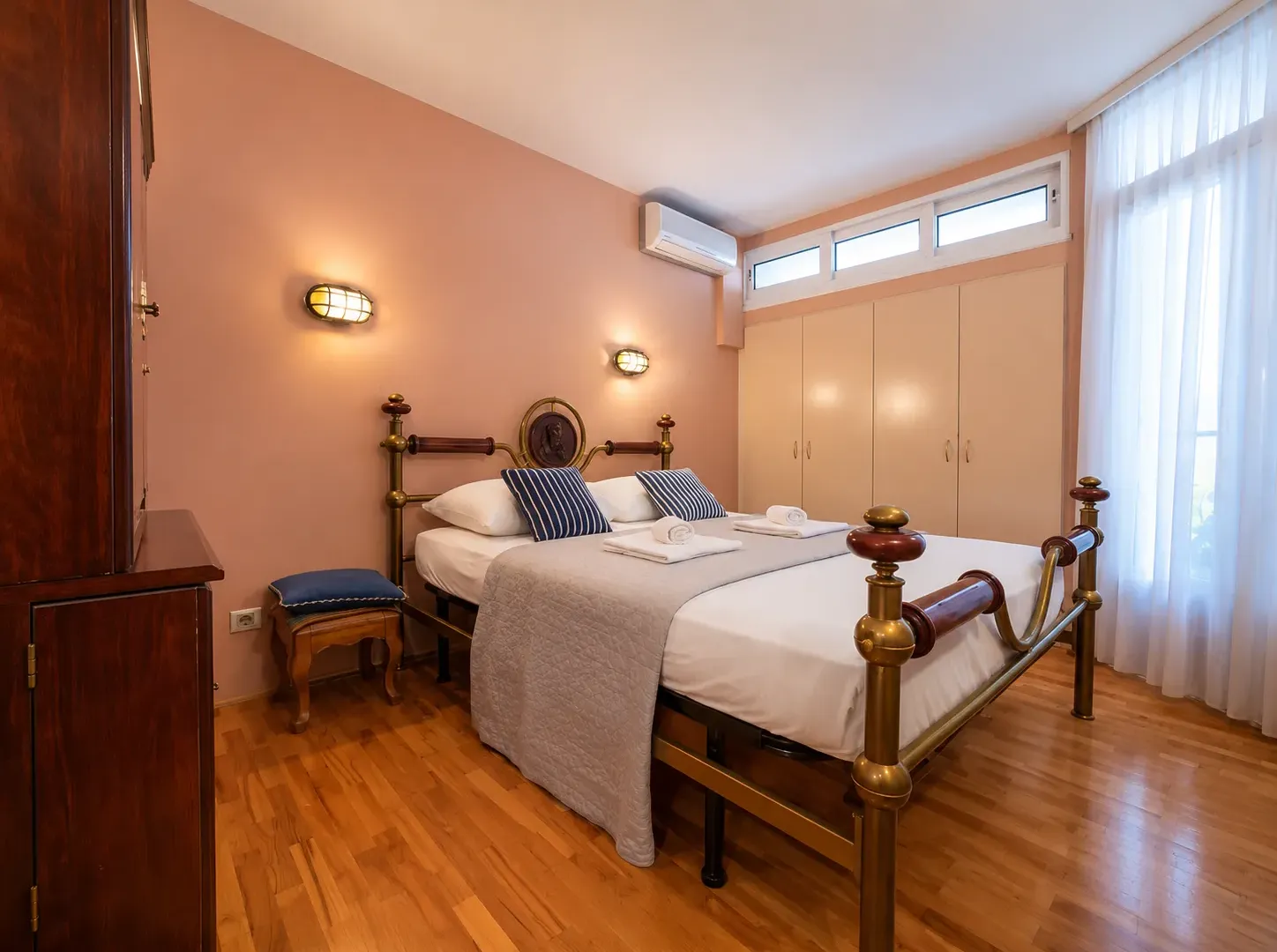 Rent, two bedroom apartment, 100m², Centar, Budva