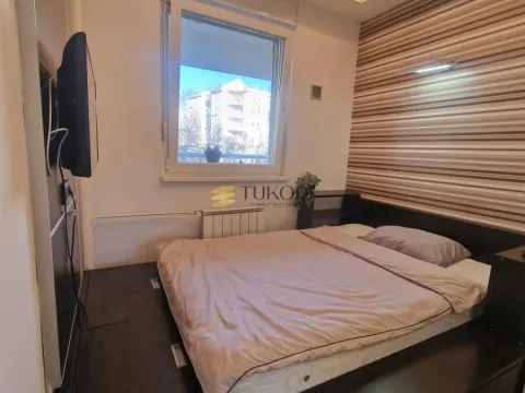 Izdavanje, dvosoban stan, 74m², Novi Beograd Blok 22, Novi Beograd Sve Podlokacije - image 5