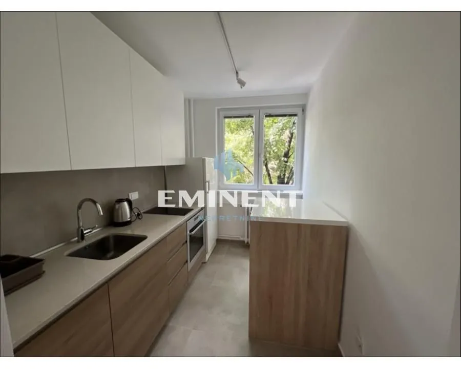 Rent, two bedroom apartment, 54m², Kalenić Pijaca, Vračar Sve Podlokacije
